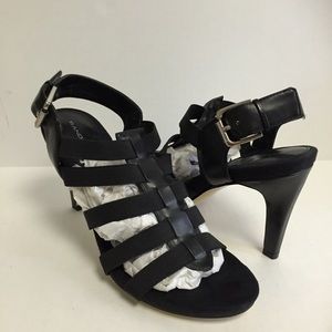 Bandolino Black Strap Sandals Heels 8M NIB